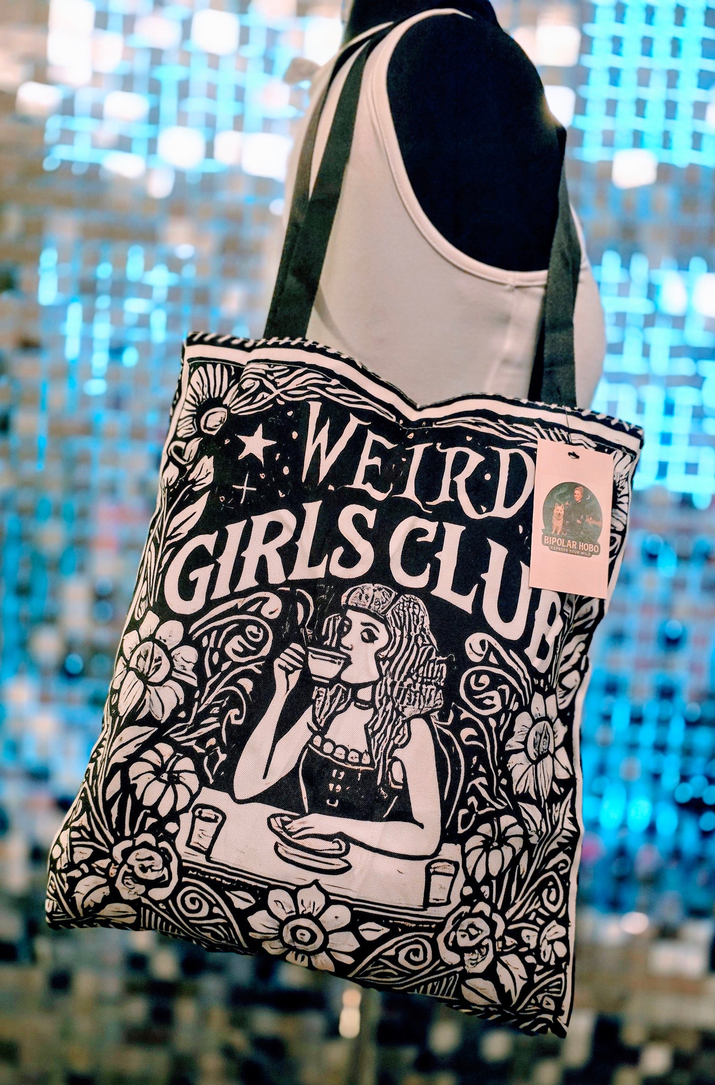 Weird Girls Shopper